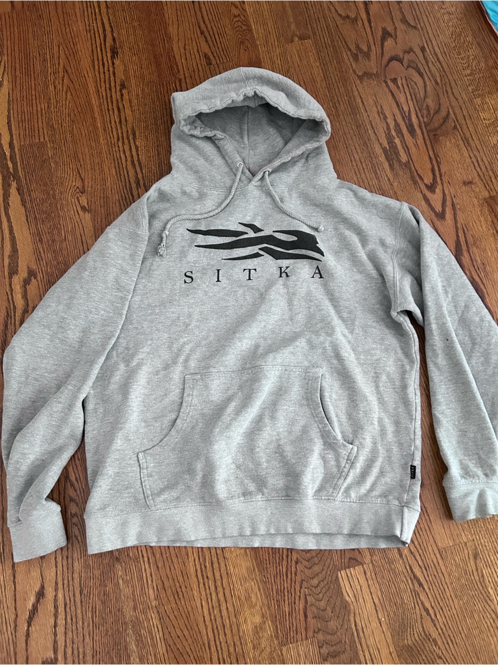 Sitka Gear logo pullover hoodie size Large